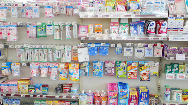 コクミン薬局川崎店の雑貨品