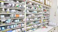 コクミン薬局習志野店の薬棚
