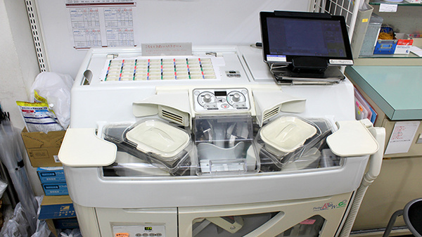 コクミン薬局習志野店の調剤器具