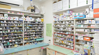 コクミン薬局宝塚第一病院前店の薬棚