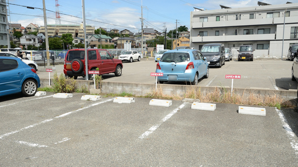 コクミン薬局宝塚第一病院前店の駐車場