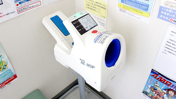 桜川薬局の血圧計