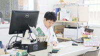 辻上薬局　岡田店の受付/カウンター