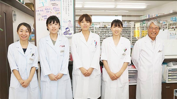 辻上薬局　郡家店の薬剤師/スタッフ