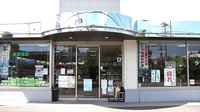 ラポー薬局の入口