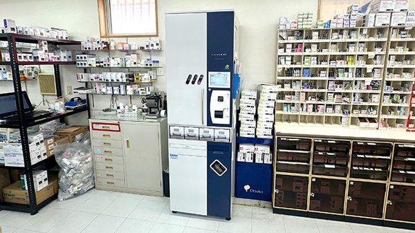 中里薬局さくら店の調剤器具