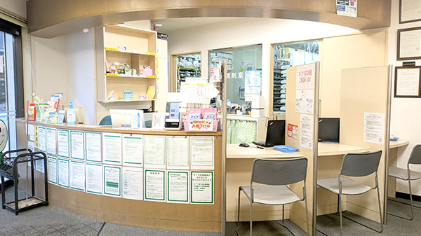 セイムス札幌南1条西14丁目薬局の受付/カウンター
