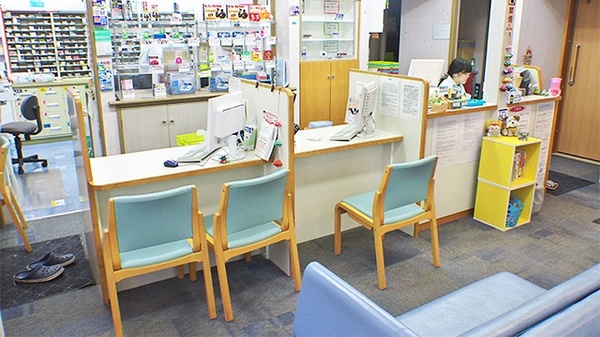 マリン薬局の受付/カウンター