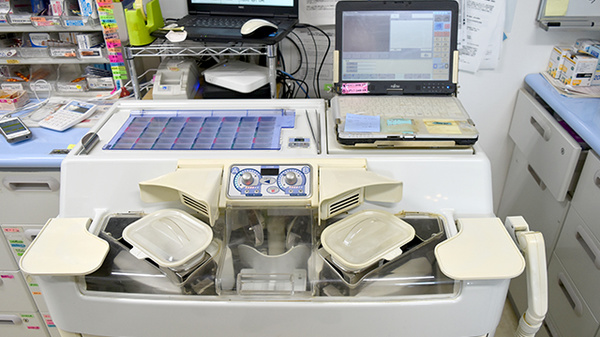 アンク薬局の調剤器具