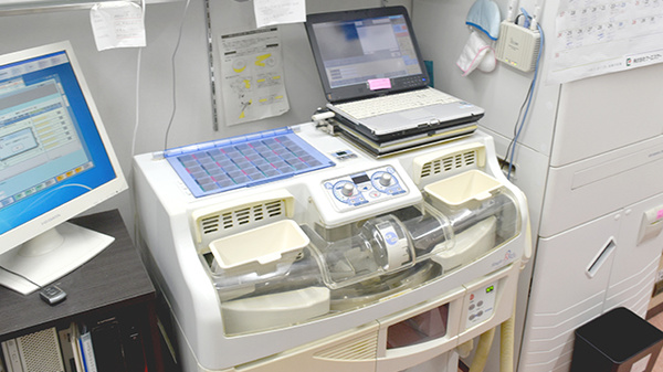 ホーム薬局　堺店の調剤器具