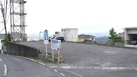 しらき薬局の駐車場