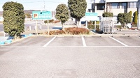 ドラッグセイムス秋川薬局の駐車場