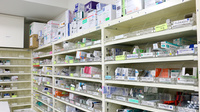 ひかり薬局　清川店の薬棚