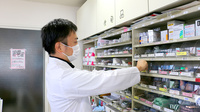 セイコー薬局　楽市店の作業風景