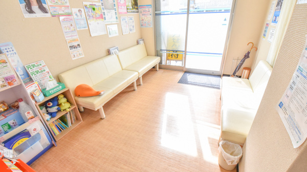 調剤薬局ハーブの待合スペース