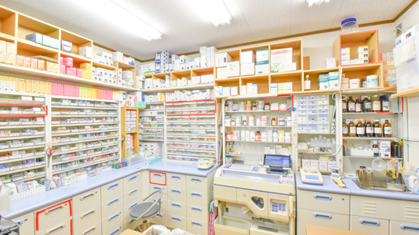若草調剤薬局の調剤室