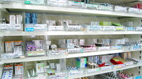 調剤薬局みおつくしの薬棚