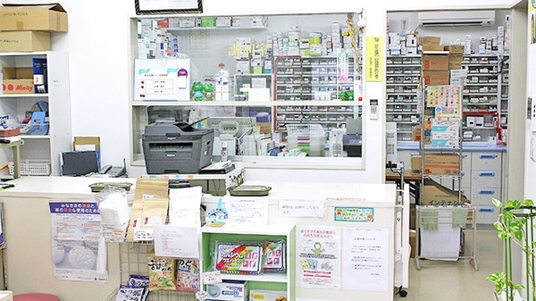 春日野薬局　豊中店の受付/カウンター