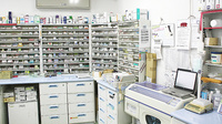 春日野薬局　塚本店の調剤室