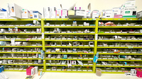 友愛薬局　大学前店の薬棚