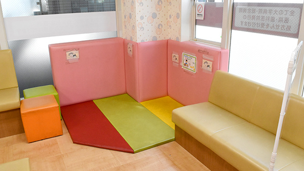 フラワー薬局代々木上原店のキッズ用設備