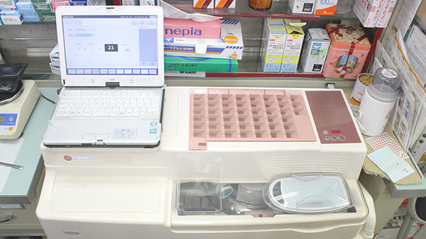 相原薬局の調剤器具