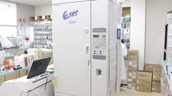 横浜調剤薬局　荏田店の調剤器具