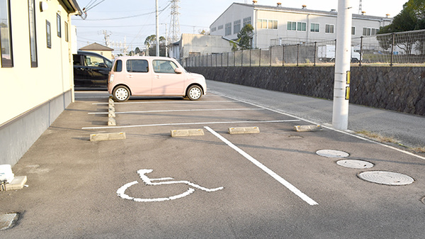 ひだまり調剤薬局　大内店の駐車場
