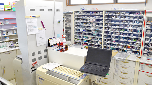 しろくま薬局の調剤室