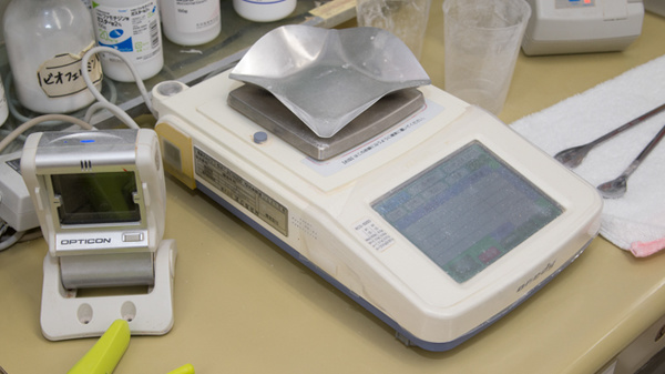 スマイル薬局の調剤器具