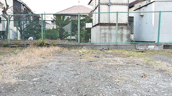サトノ薬局の駐車場