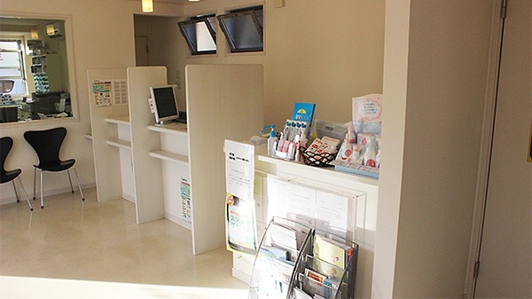 ひなた薬局　林店の受付/カウンター