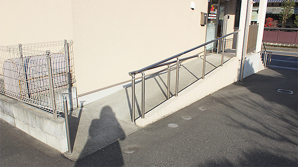 ひなた薬局　林店のバリアフリー設備