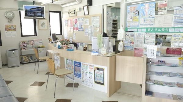 もろおかファミリー薬局の受付/カウンター