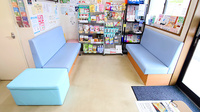 サエラ薬局 泉大津店の待合スペース