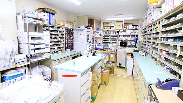 サエラ薬局 古市店の調剤室