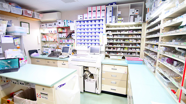 サエラ薬局 八尾店の調剤室