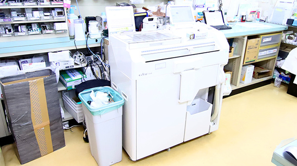 サエラ薬局　生駒店の調剤器具