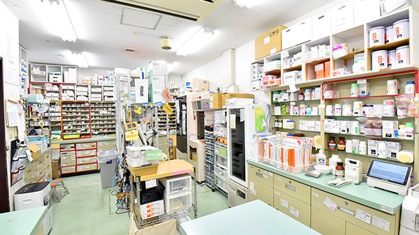 サエラ薬局 登美ヶ丘店の調剤室