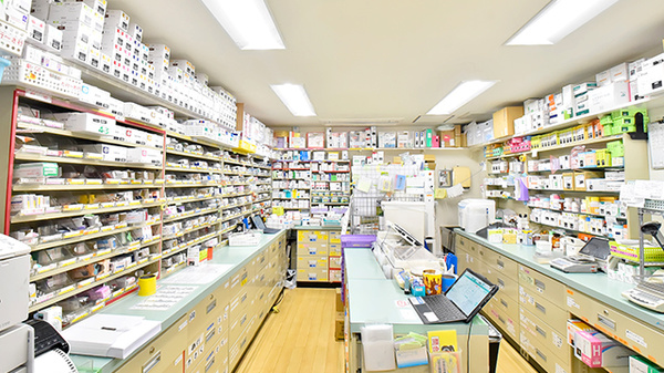 サエラ薬局 浜田山店の調剤室