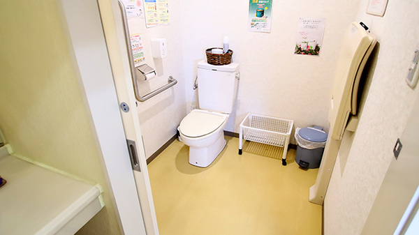サエラ薬局 黒部店のお手洗い