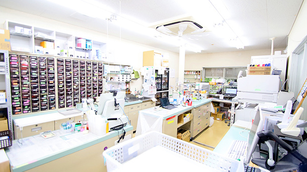 サエラ薬局 倉敷店の調剤室