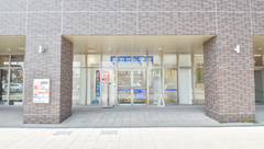 ドラッグイレブン薬局千早駅前店の外観