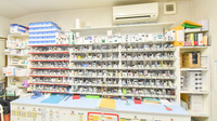 ドラッグイレブン薬局薬園店の薬棚