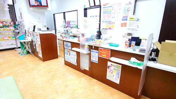 サエラ薬局 アリオ鳳店の受付/カウンター