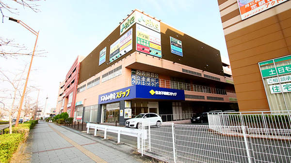 サエラ薬局 和泉中央店の外観