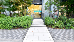 サエラ薬局 梅田東店の外観