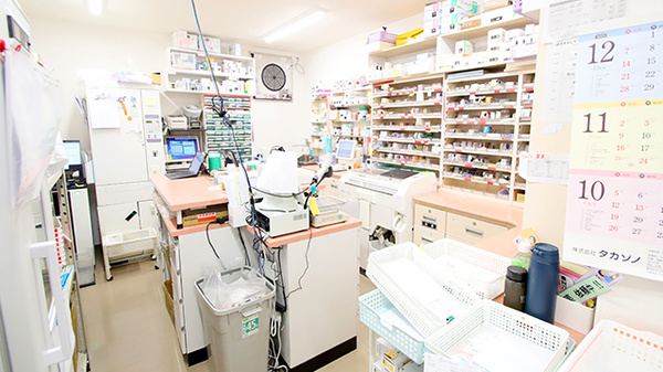 サエラ薬局 都島店の調剤室
