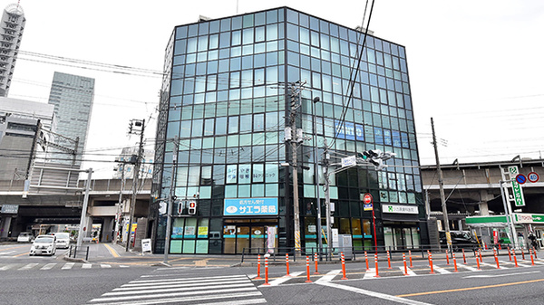 サエラ薬局 北与野店の外観