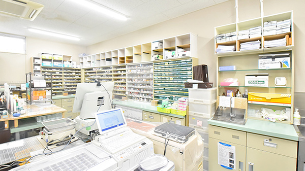 サエラ薬局 ひなが店の調剤室